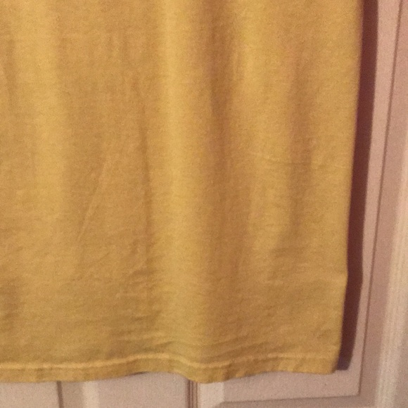 Georgia Tech Yellowjackets Basketball Yellow T-Shirt Men’s Small S - Picture 10 of 12